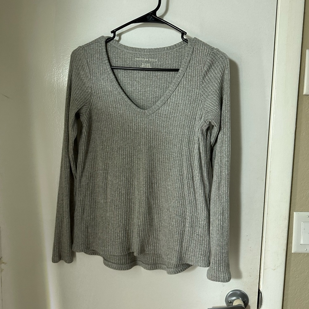 American Eagle, extra small, super soft gray v neck